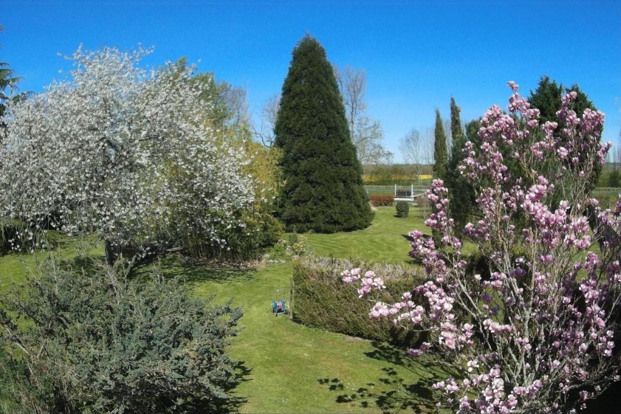 Bed and Breakfast Bulle D'Evasion Neuvy-sur-Loire Zewnętrze zdjęcie